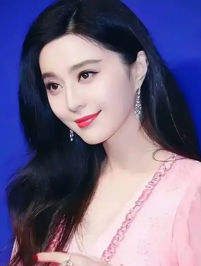王一博